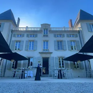 chateau-de-la-bousquetarie.midi-pyreneeshotels.com/